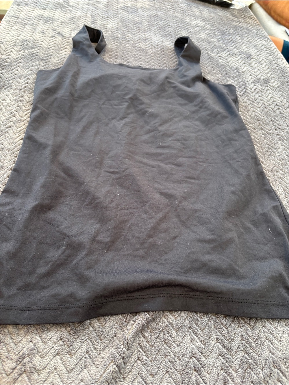 Merona Black Scoop Neck Tank Top - Picture 10 of 10